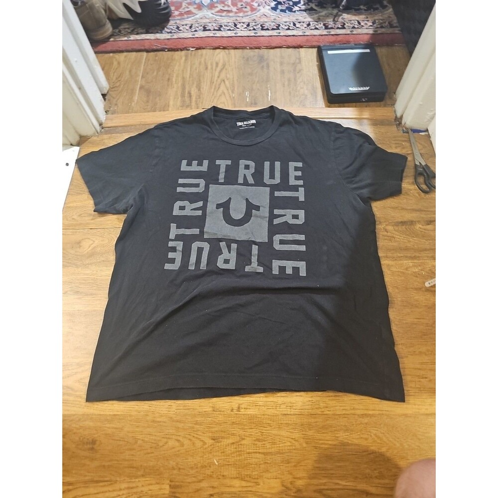 True Religion Square Text Logo Graphic T-Shirt 2XL Black Crewneck Casual